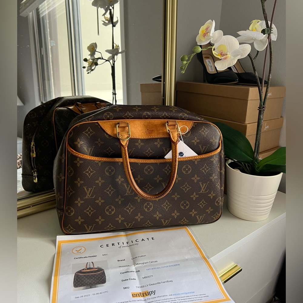 Louis Vuitton Monogram Deauville "Doctor Bag" Handbag-*Pls read*
